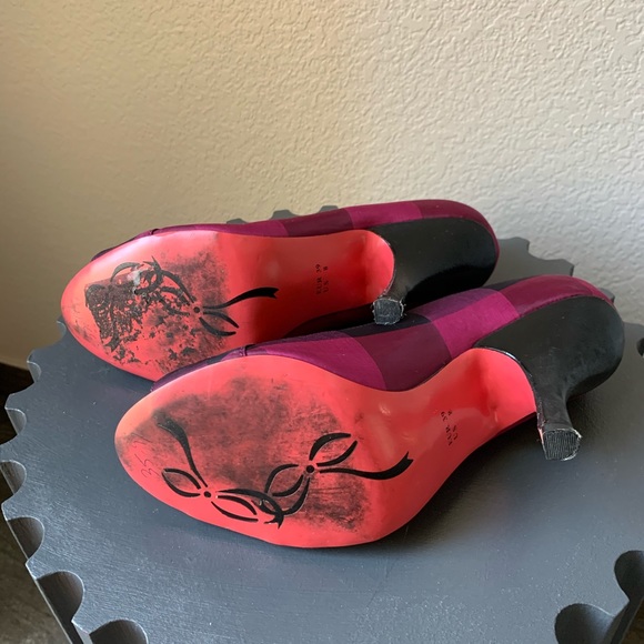 $35🔥Purple/black peep toe heels size US8 or 39 - Picture 5 of 6